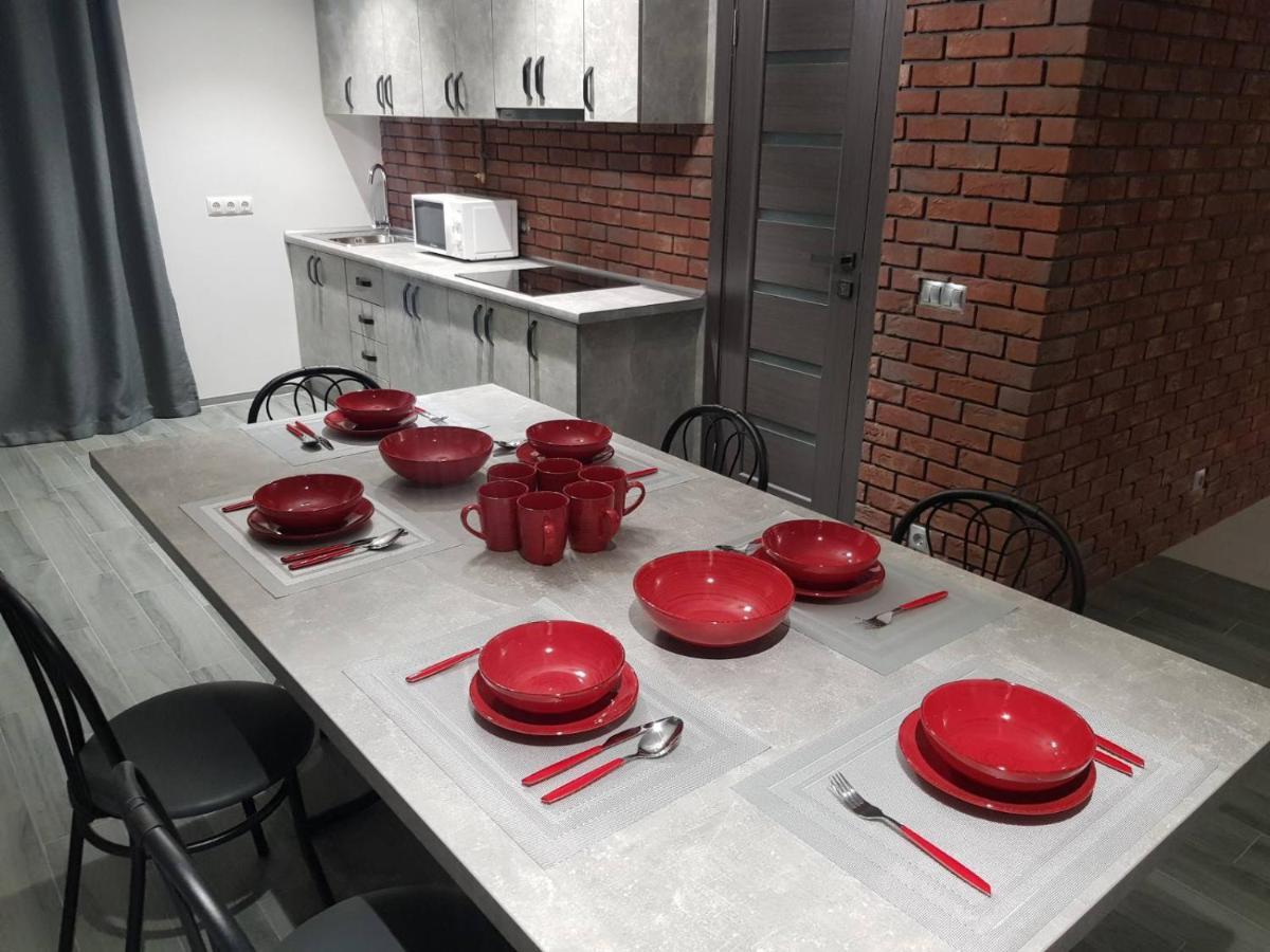 Uzhorod 3 Room Lovely House מראה חיצוני תמונה