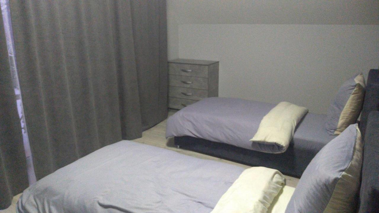Uzhorod 3 Room Lovely House מראה חיצוני תמונה